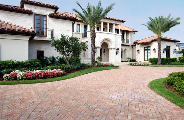 Best Residential Paver Driveway  in Zilwaukee, MI